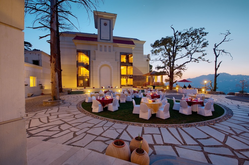 ROYAL ORCHID FORT RESORT